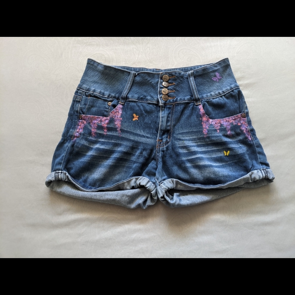 Painted high rise shorts